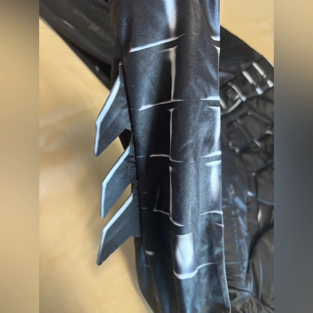 Kids Batman Halloween Costume - Black (No Mask or‎ Cape)